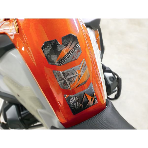 Motorcycle TankPads OneDesign Tankpad Red Skull Black	/Carbon Fiber	/Gray	/Red 43010819